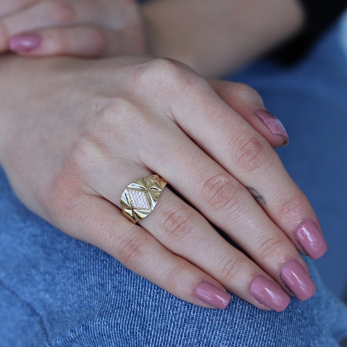 Taşlı Geometrik Yüzük