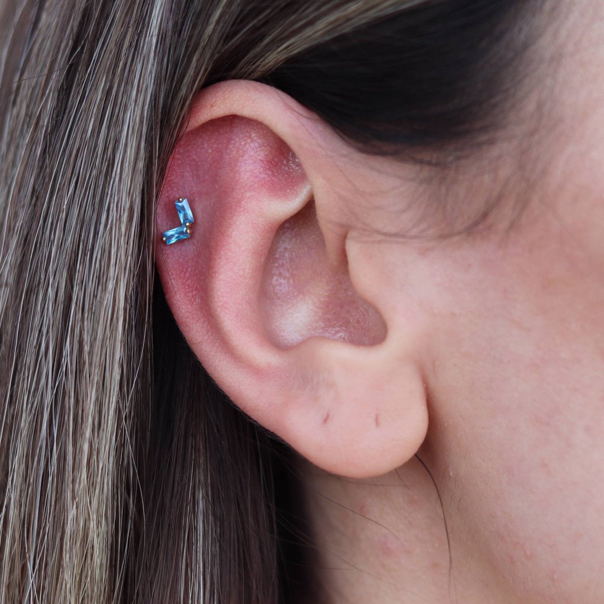 Renkli Taşlı Piercing