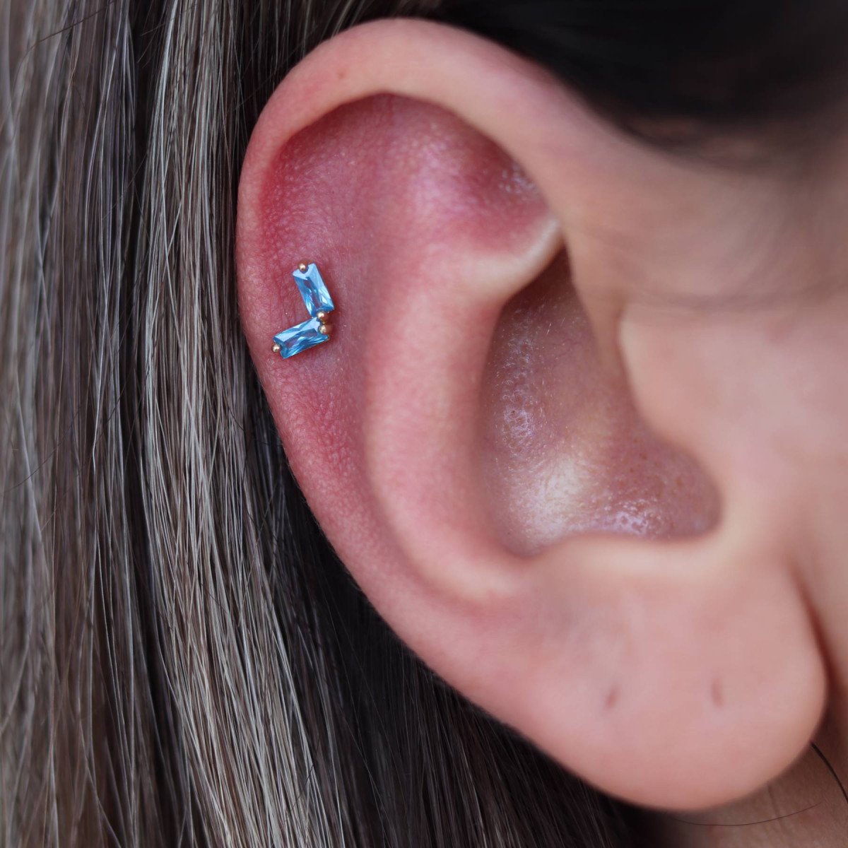 Renkli Taşlı Piercing