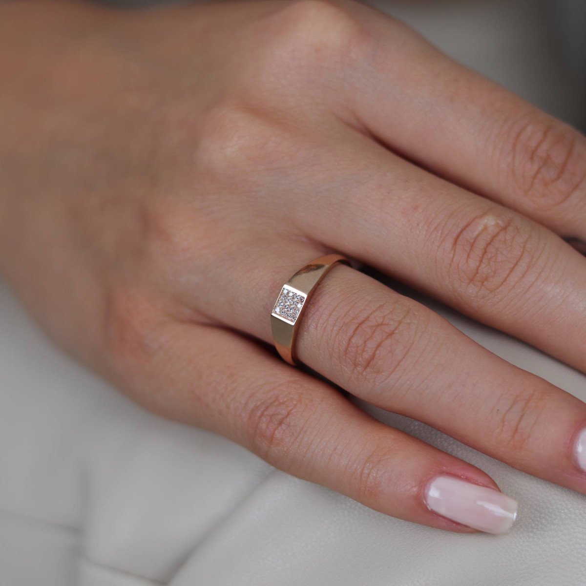 Taşlı Şovalye Yüzük