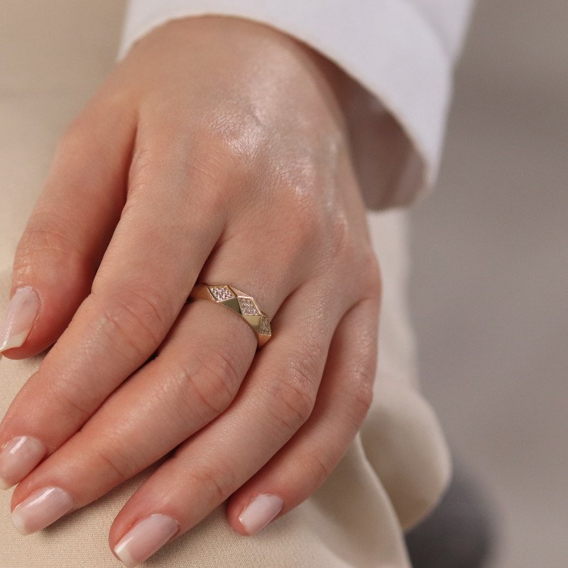 Taşlı Prizma Yüzük