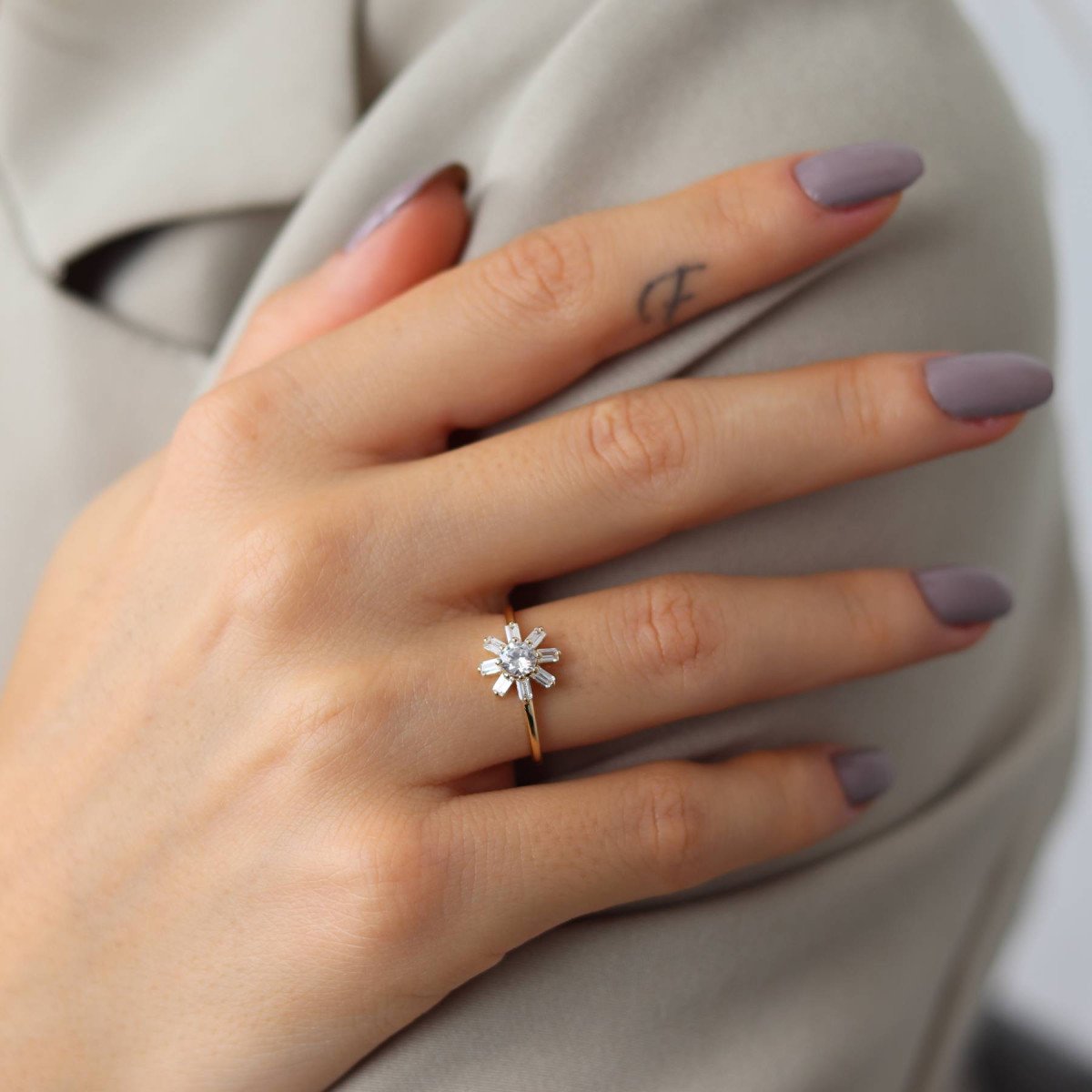 Baget Çiçek Yüzük