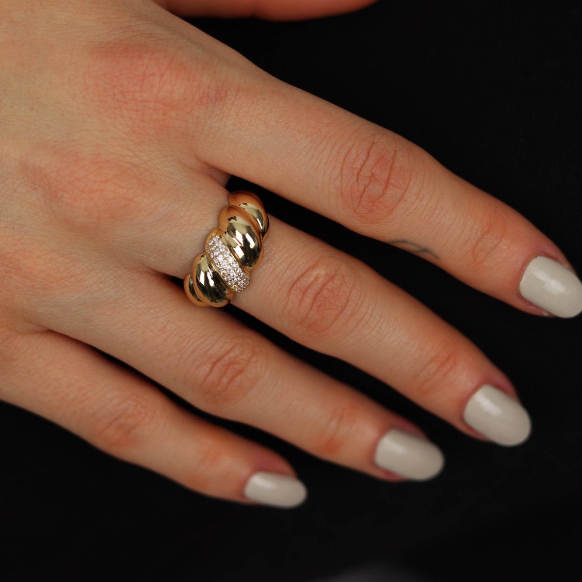 Taşlı İri Midye Yüzük