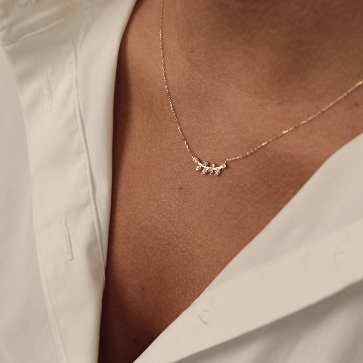 Taşlı Zeytin Dalı Kolye