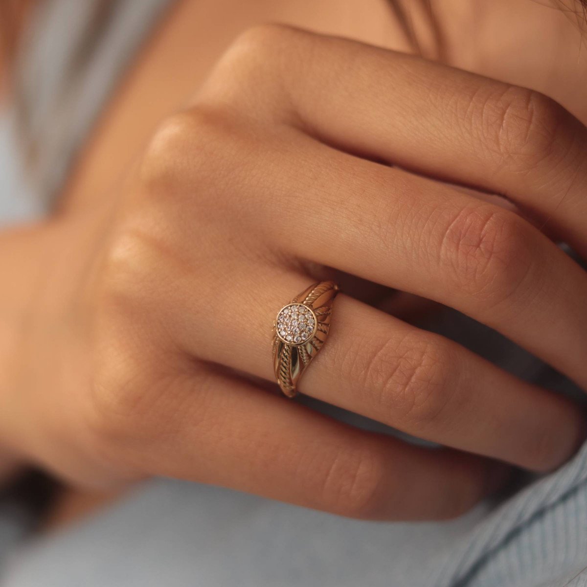 Taşlı Şovalye Yüzük