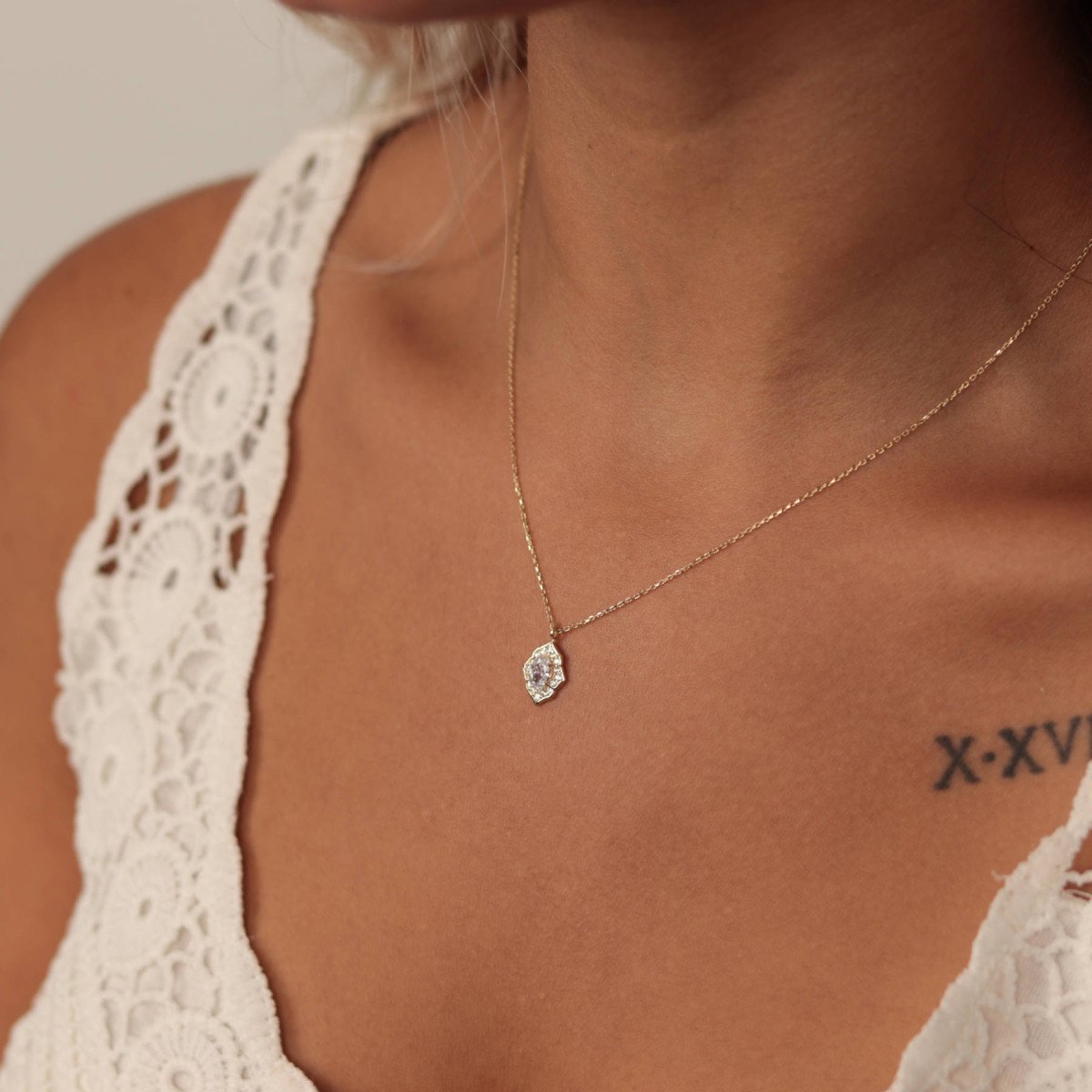 Taşlı Vintage Kolye