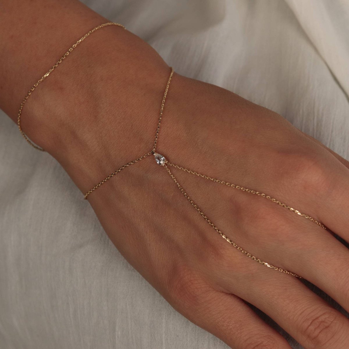 Damla Taş Şahmeran