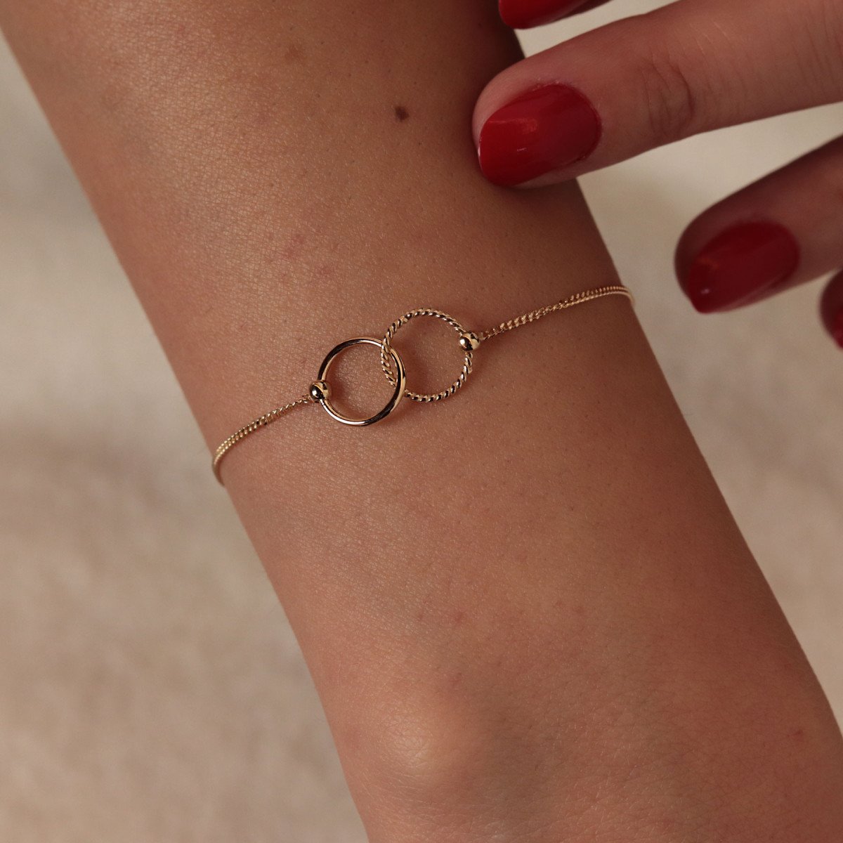 Çift Halka Bileklik