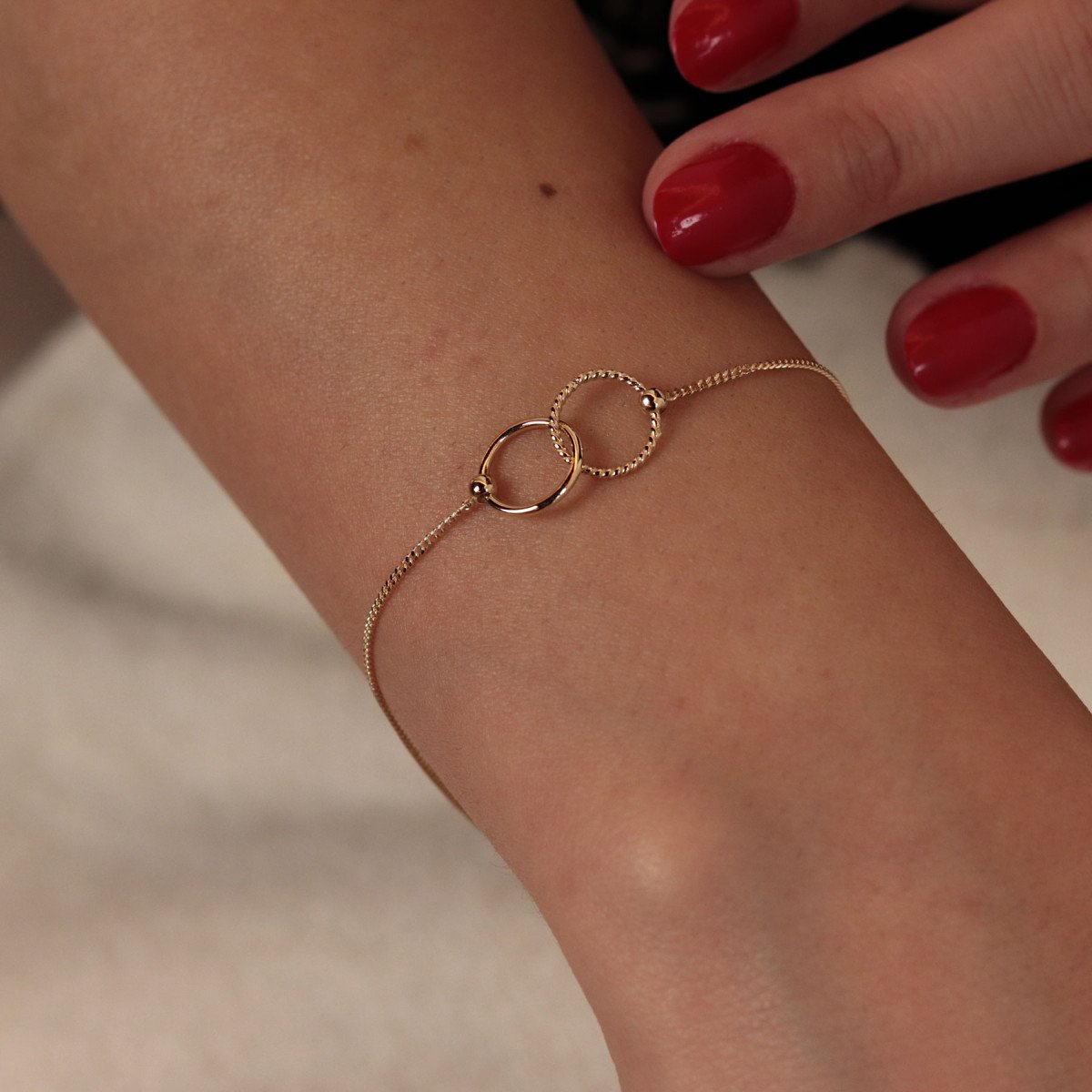 Çift Halka Bileklik