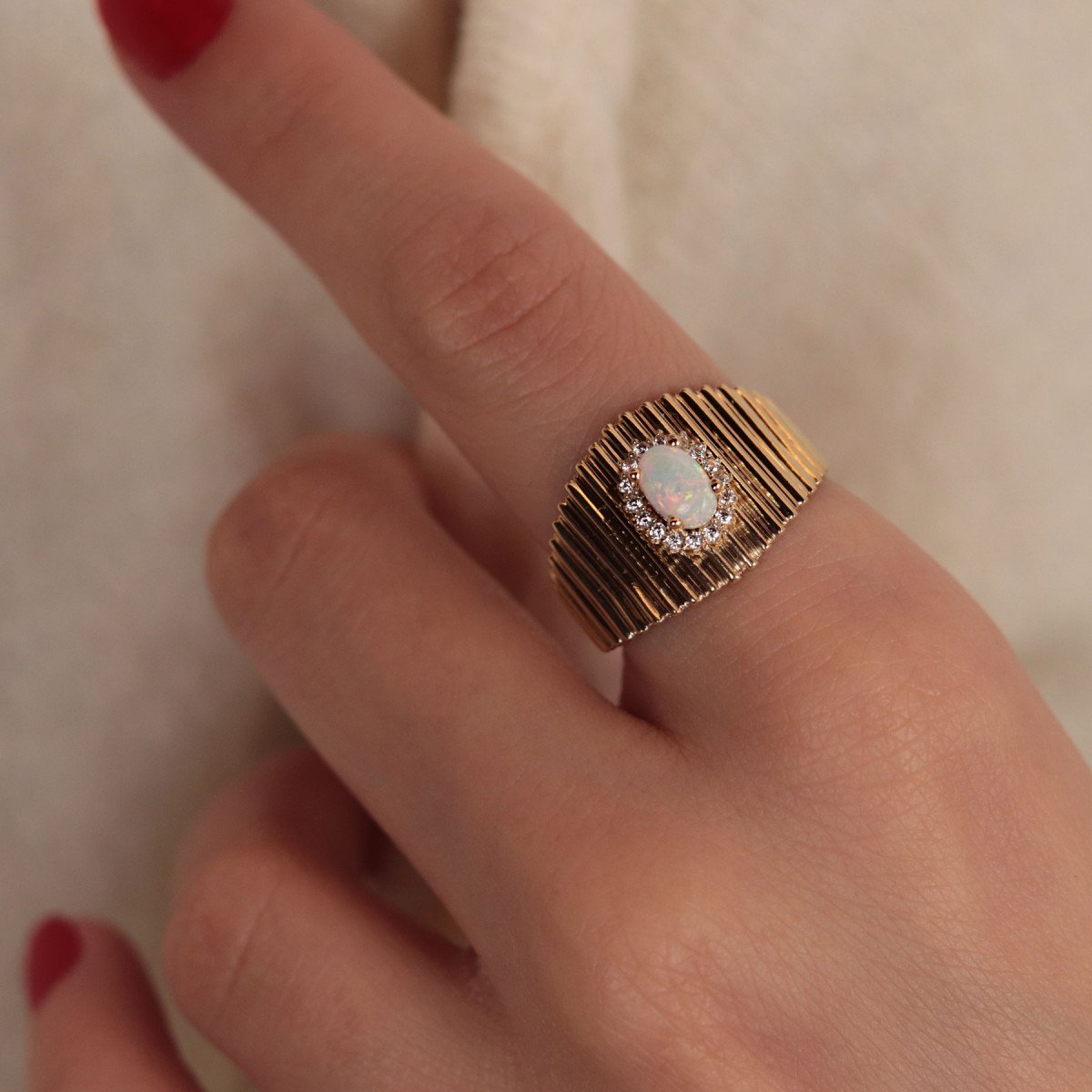 Opal Şovalye Yüzük