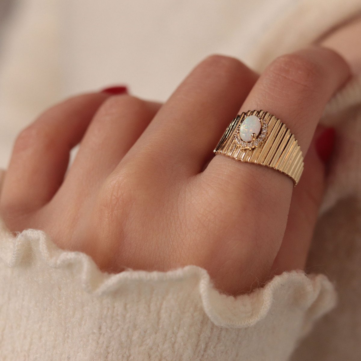 Opal Şovalye Yüzük