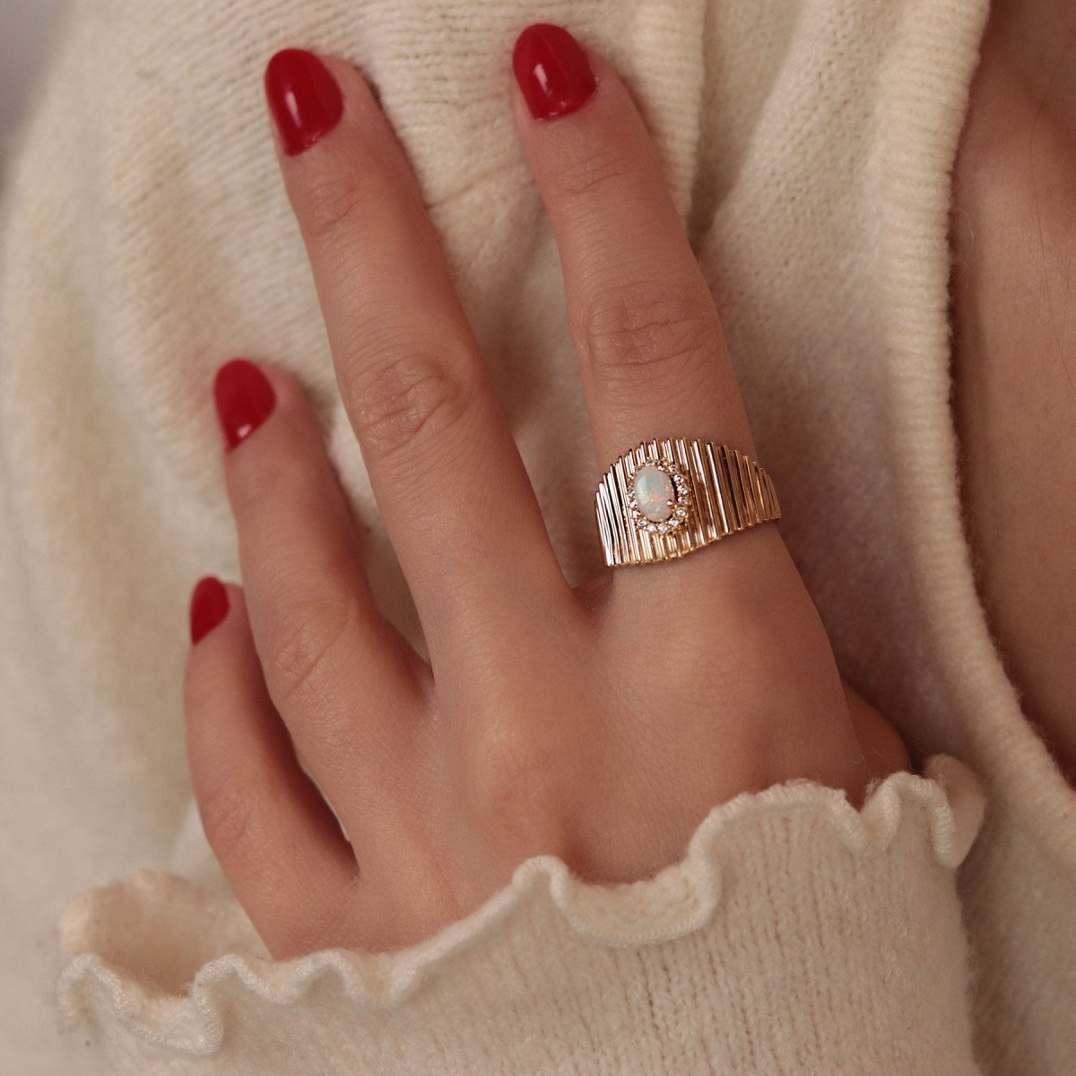 Opal Şovalye Yüzük