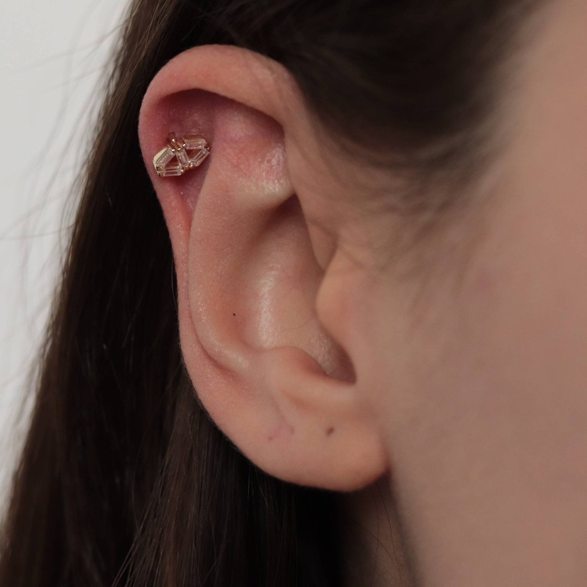 Dört Köşe Piercing