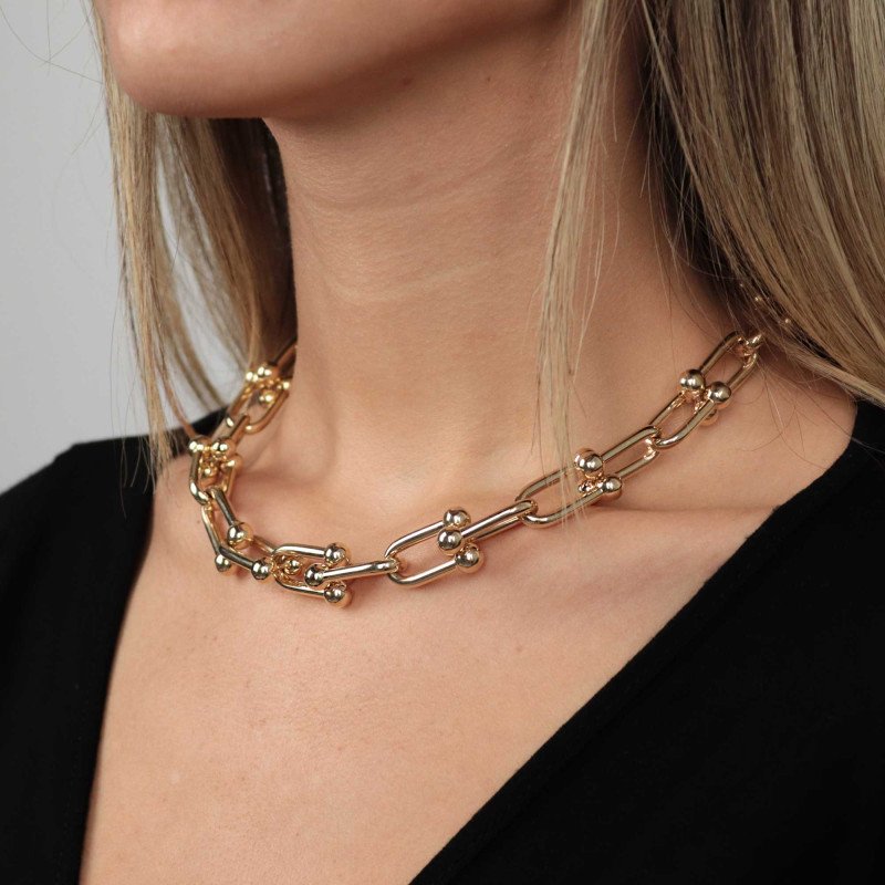 Thick T Necklace