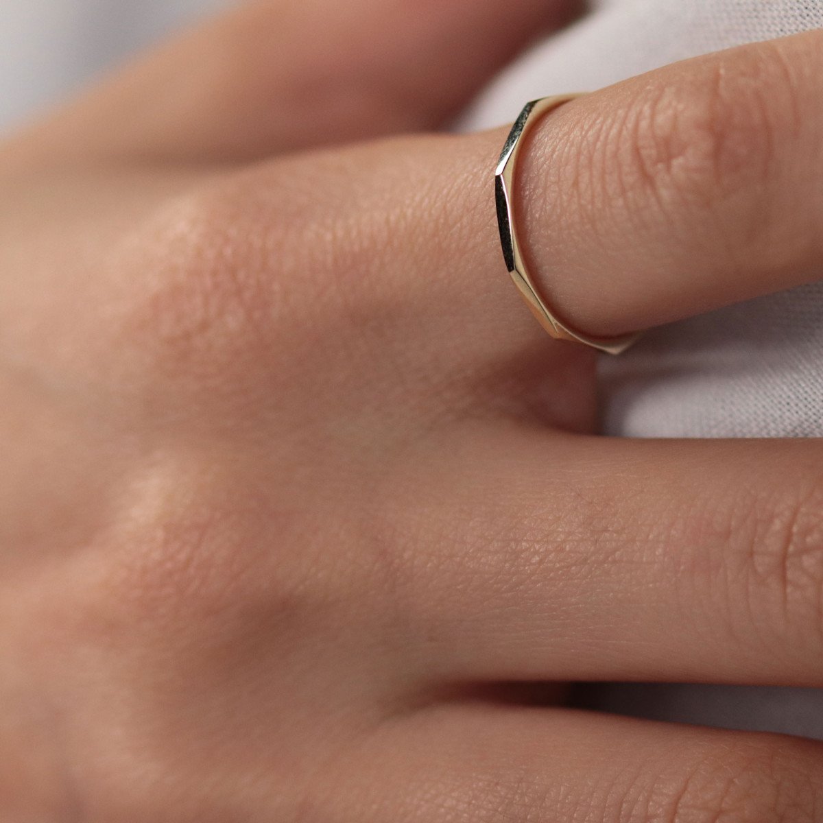 İnce Geometrik Yüzük