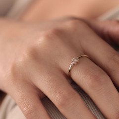 Taşlı Kalp Yüzük