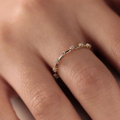 Sıra Taşlı Yüzük