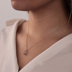 Baget Sallantılı Kolye