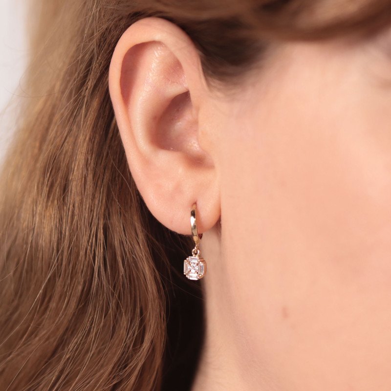 Minimal Earrings with Stone 