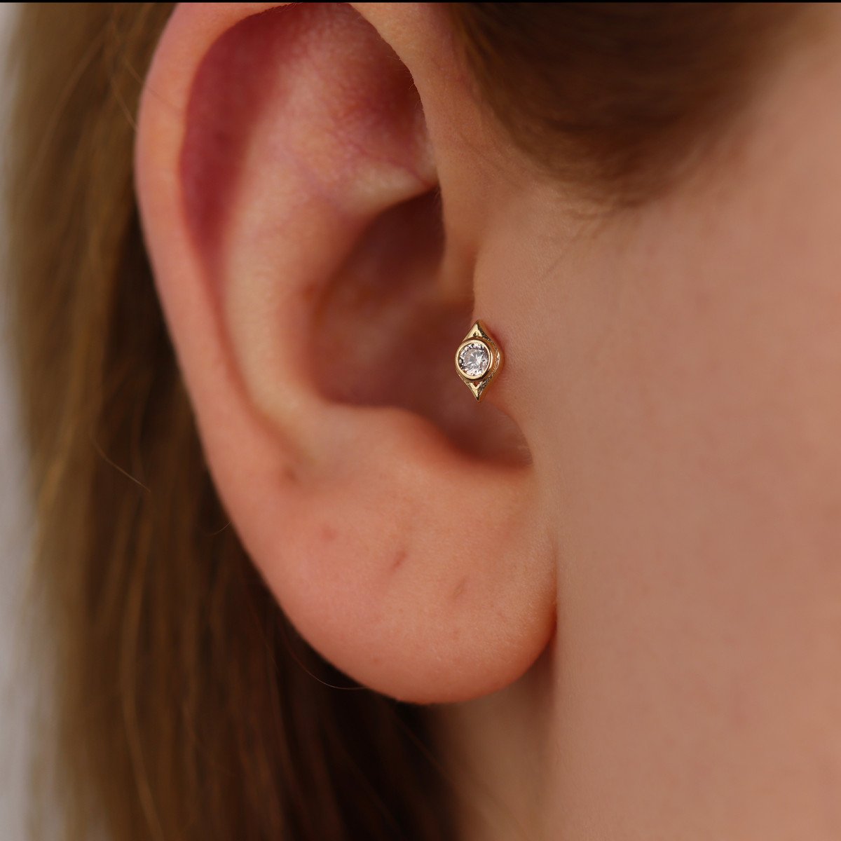 Göz Piercing