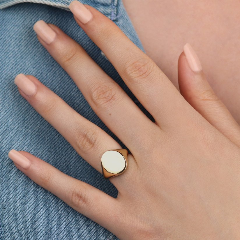 Oval Knight Ring