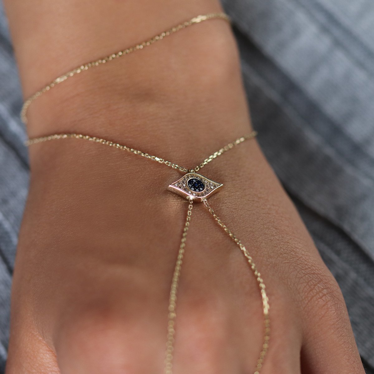 Taşlı Göz Şahmeran