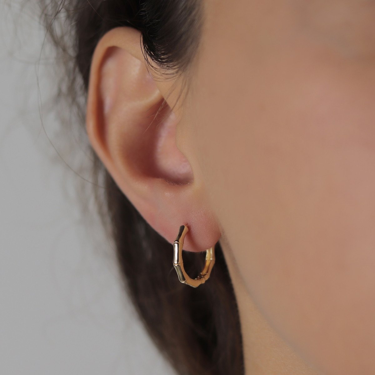 İnce Kemik Halka Küpe 