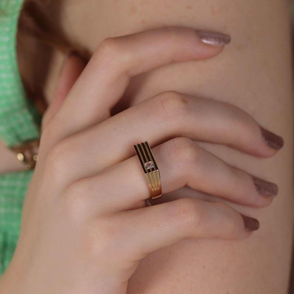 Taşlı Çizgili Yüzük