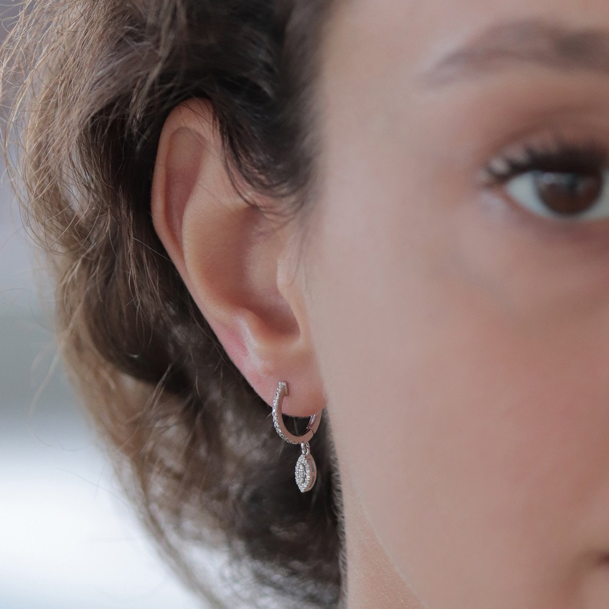 Badem Pırlanta Küpe