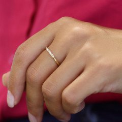 Çizgi Pırlanta Yüzük