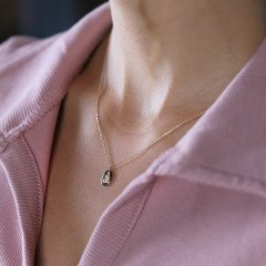 Annelik Düğümü Kolye