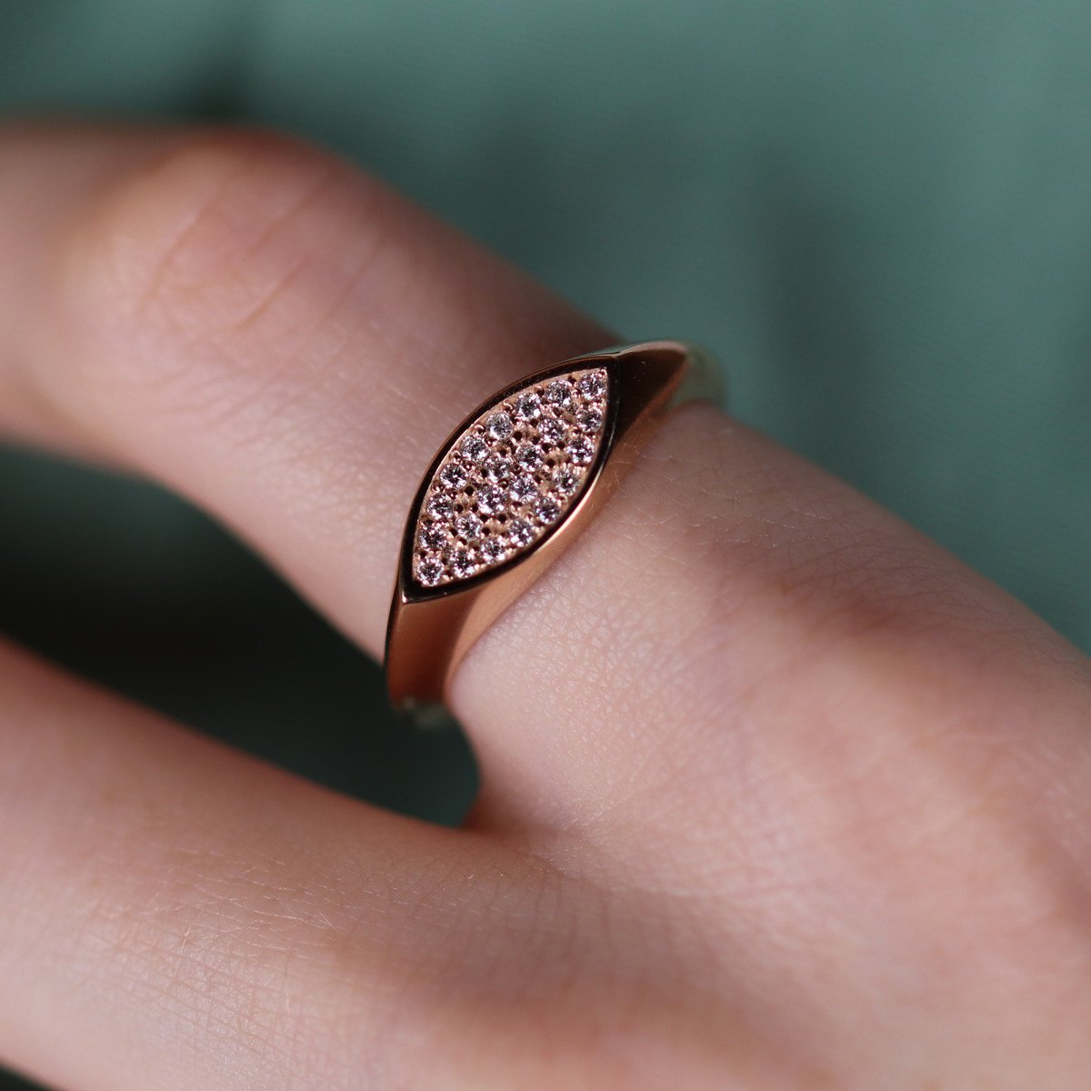 Göz Pırlanta Yüzük