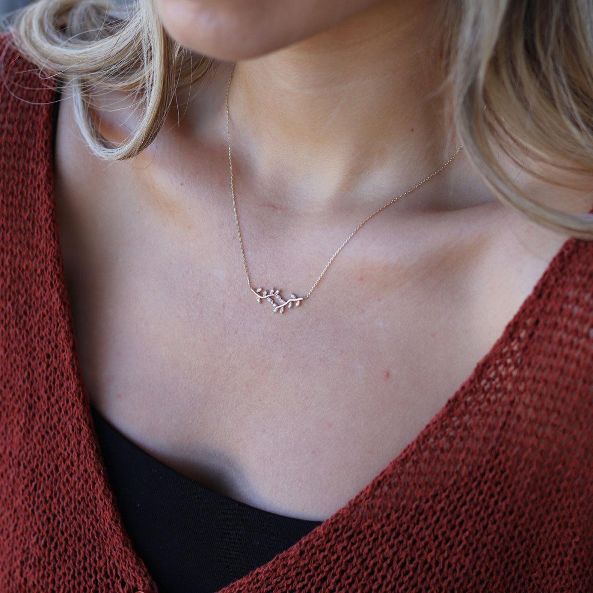 Taşlı Başak Kolye