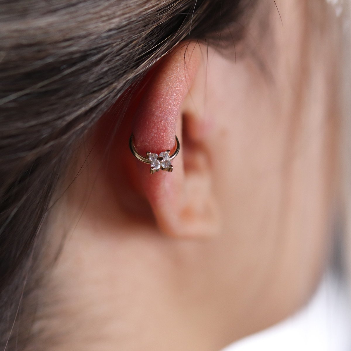 Çiçek Halka Piercing