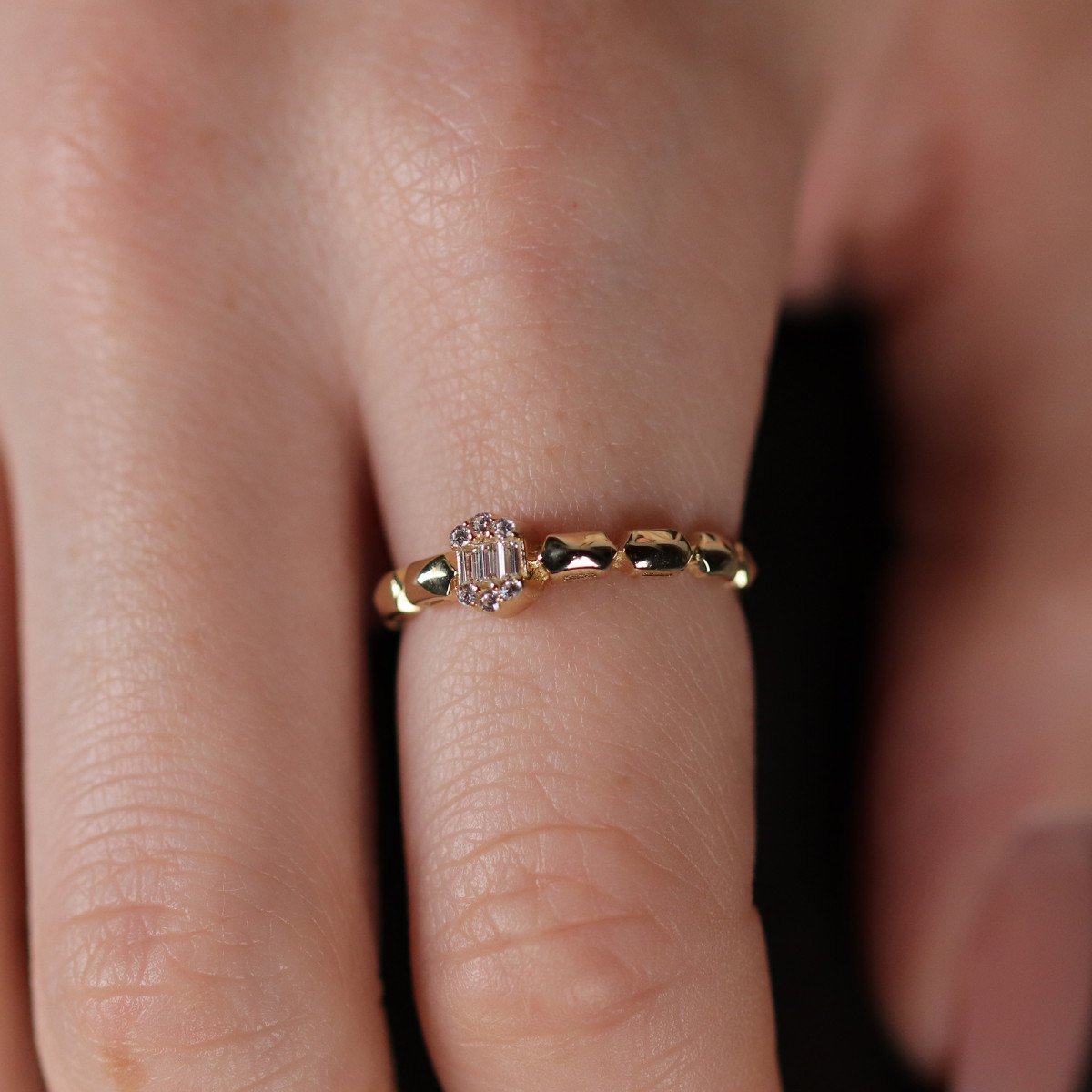 Baget Taşlı Prizma Yüzük