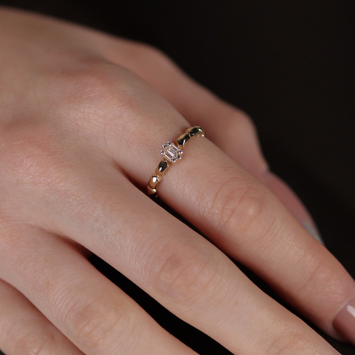 Baget Taşlı Prizma Yüzük