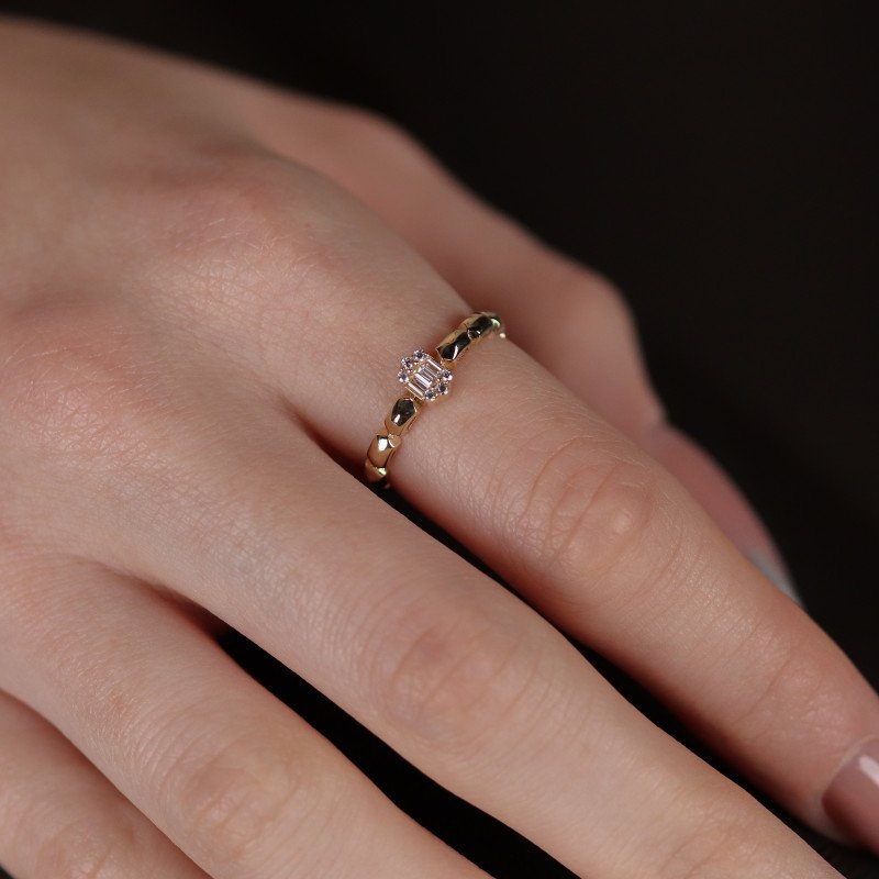 Baget Taşlı Prizma Yüzük