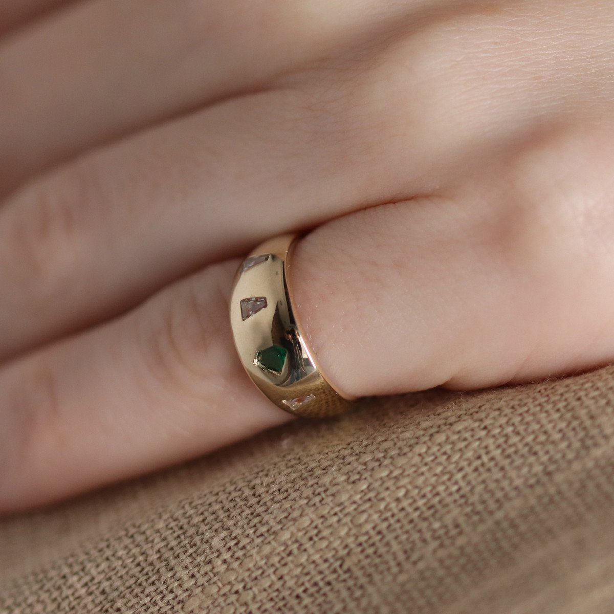 Geometrik Taşlı Yüzük