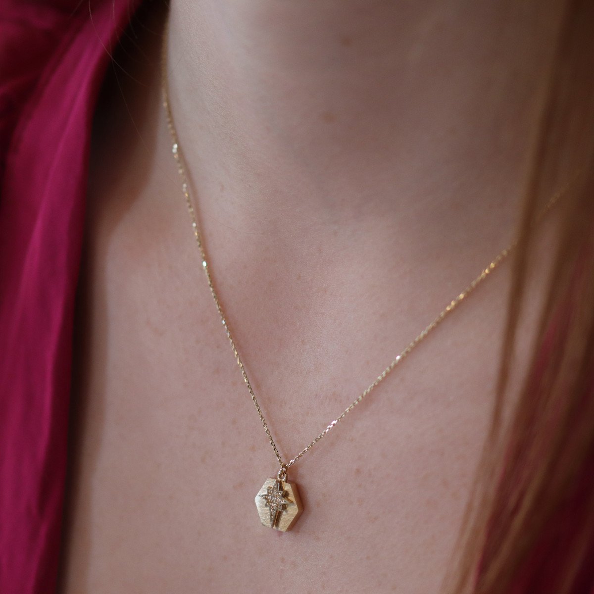 Altıgen Kuzey Yıldızı Kolye