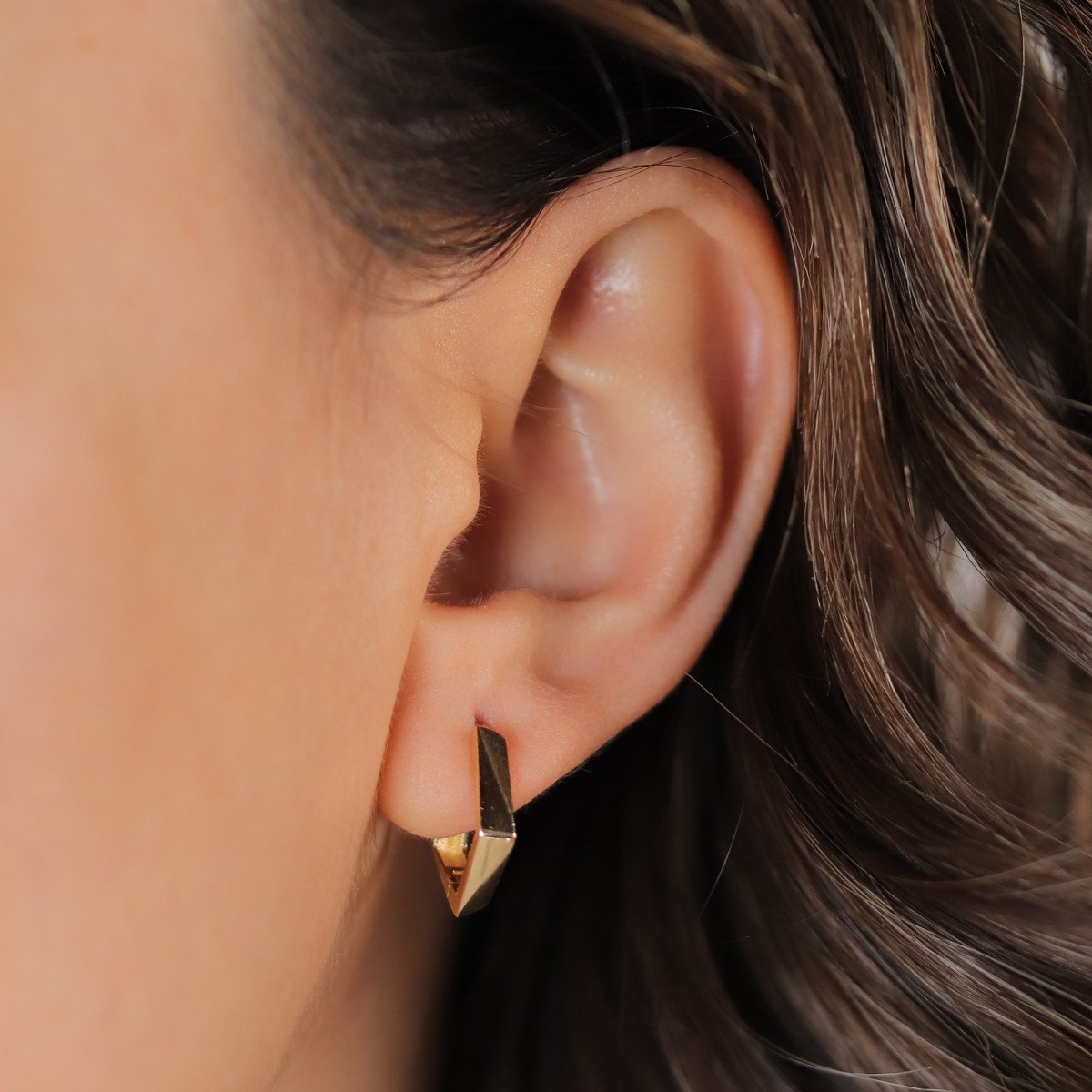 Asimetrik Prizma Küpe