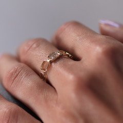 Sıralı Kare Yüzük