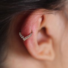 Taşlı V Halka Piercing