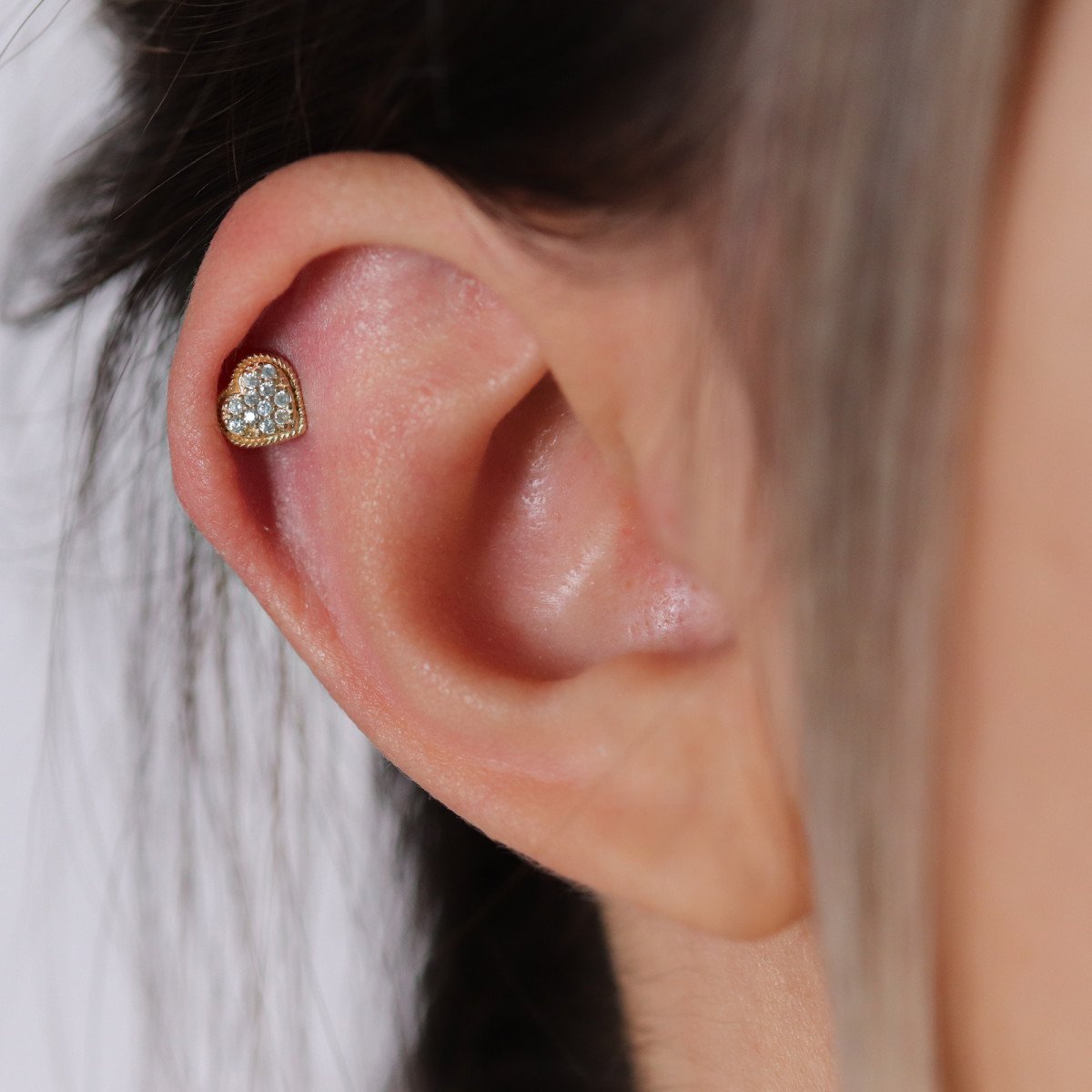 Kalpli Taş Piercing