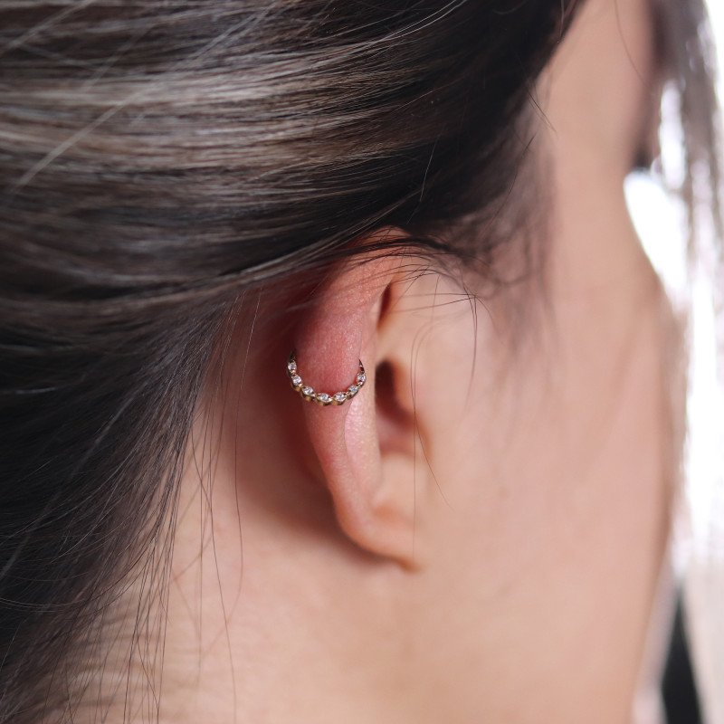 Sıralı Taşlı Halka Piercing