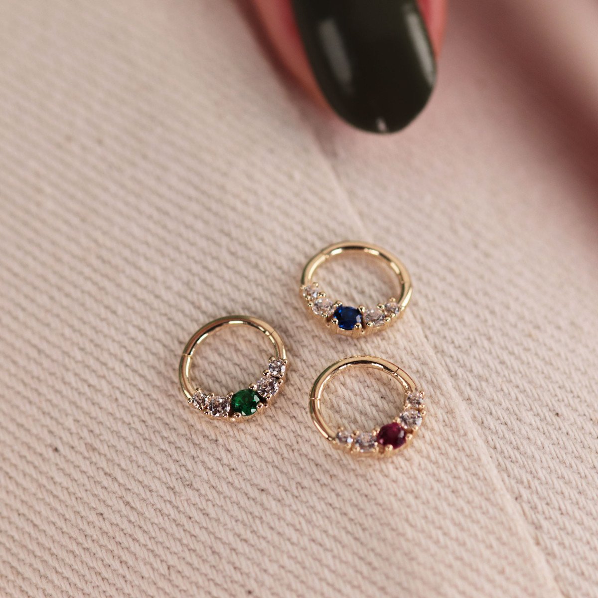 Renkli Halka Piercing