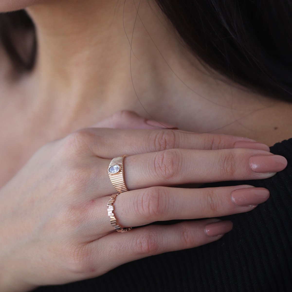 Beyaz Taşlı Retro Yüzük