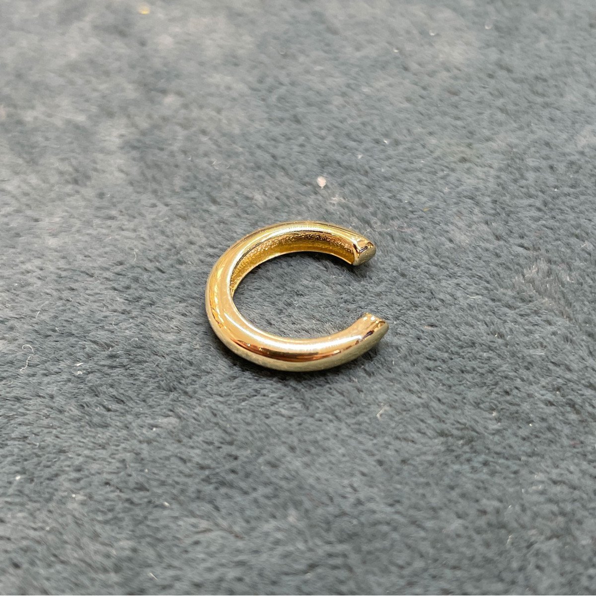 Sade Cuff Küpe