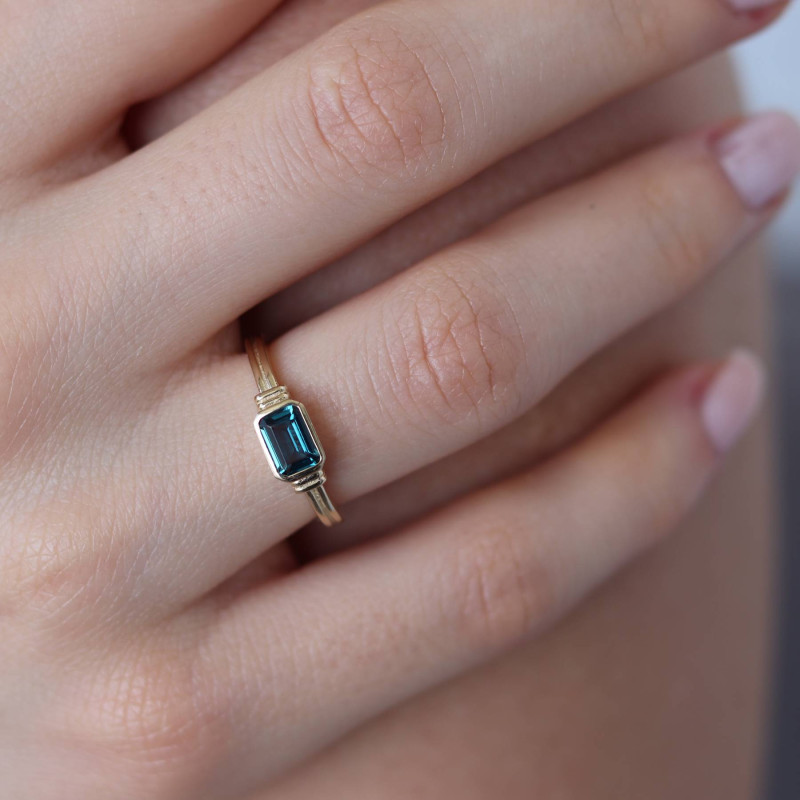 Mavi Taşlı Yüzük