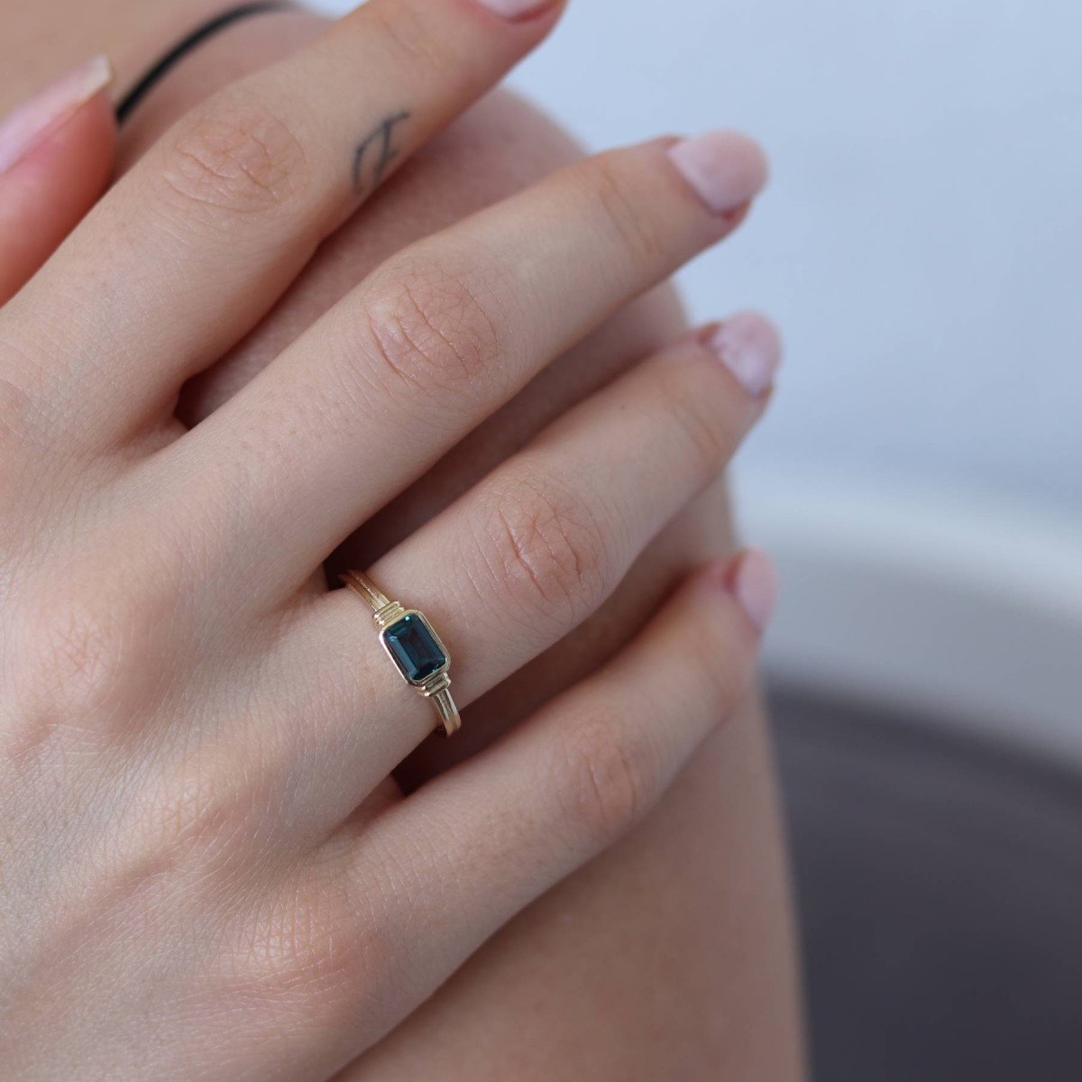 Mavi Taşlı Yüzük