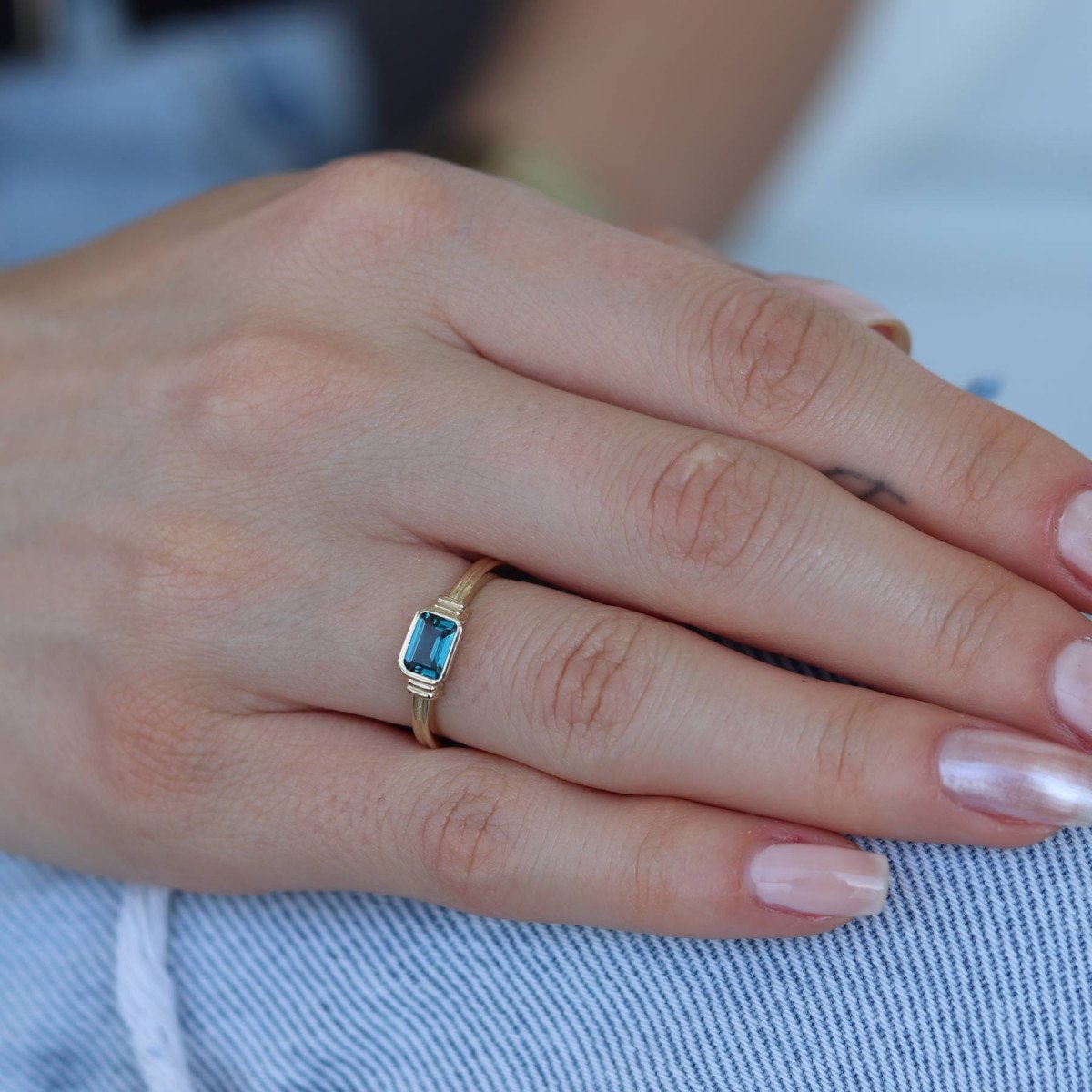 Mavi Taşlı Yüzük